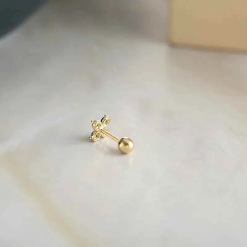 925 Sterling Silver Stud Earrings Charm Jewelry - Green Zircon Flower - Xm241