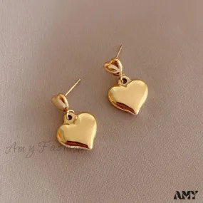Amy Fashion - Romantic Heart Shape Glossy Stud Earrings
