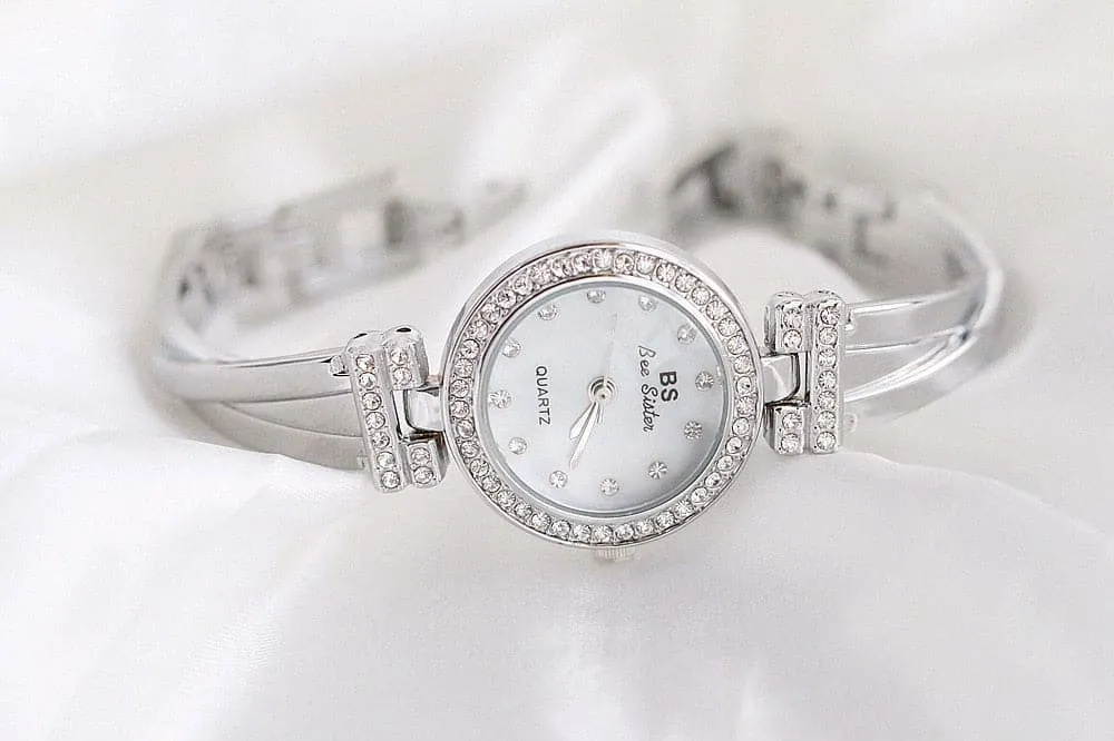 BEE SISTER Women's Fine Fashion Premium Quality Round Dial Stainless Steel Watch