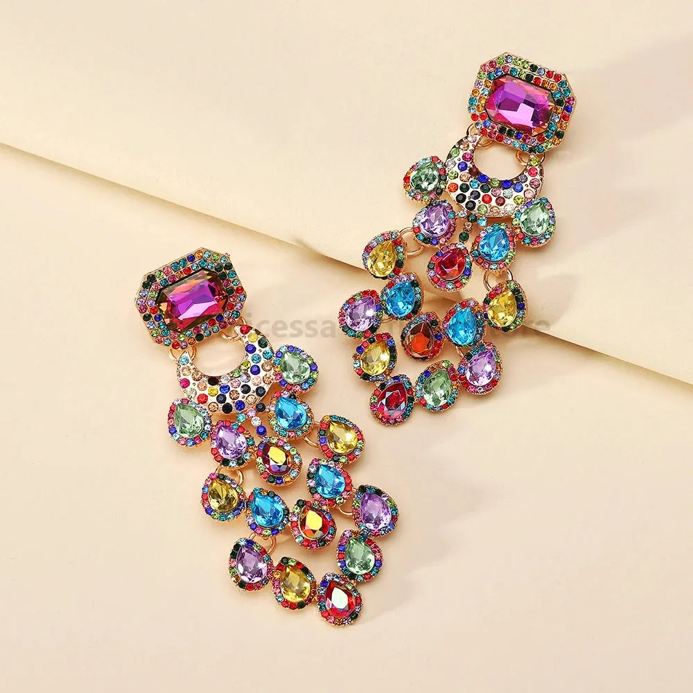 Elegant Dangeling Rhinestone Earrings