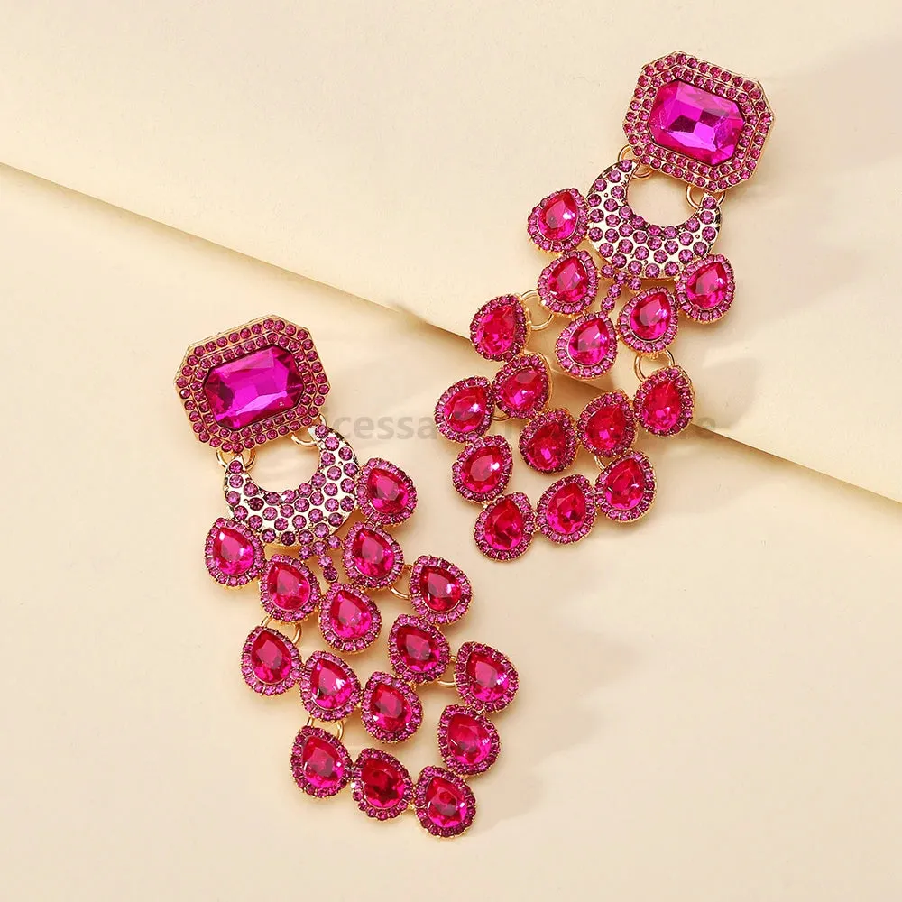 Elegant Dangeling Rhinestone Earrings