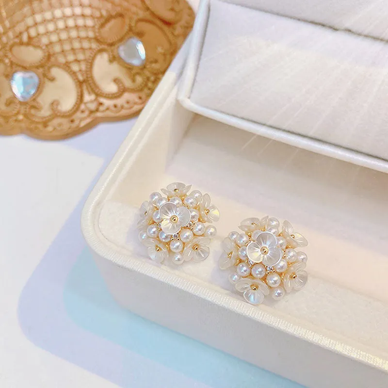 Flower Cluster Elegant Earrings Temperament Exquisite Glamour Romantic Earrings
