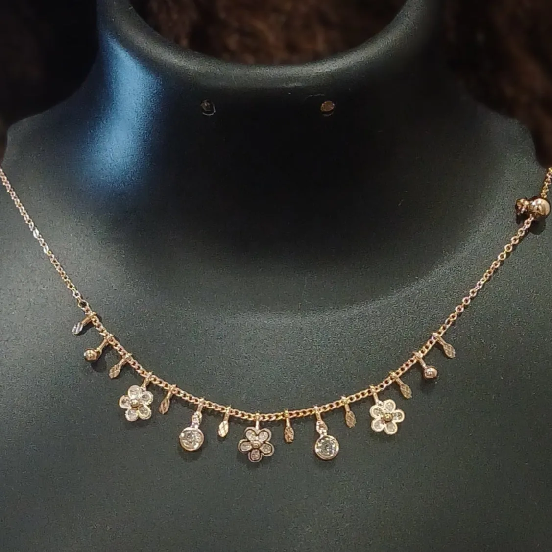 Flowers and shines necklace chain_anti tarnish_ statement jewellery