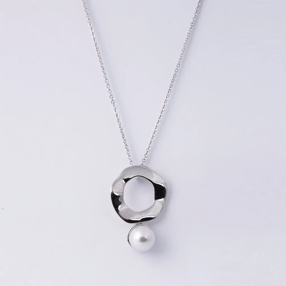 Gwyneth Silver Necklace