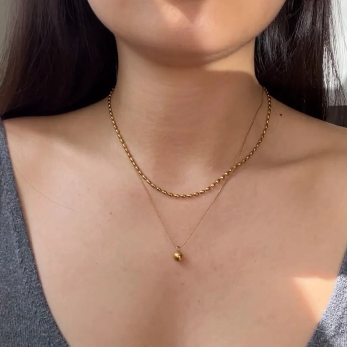 Layered Necklace: Elegant