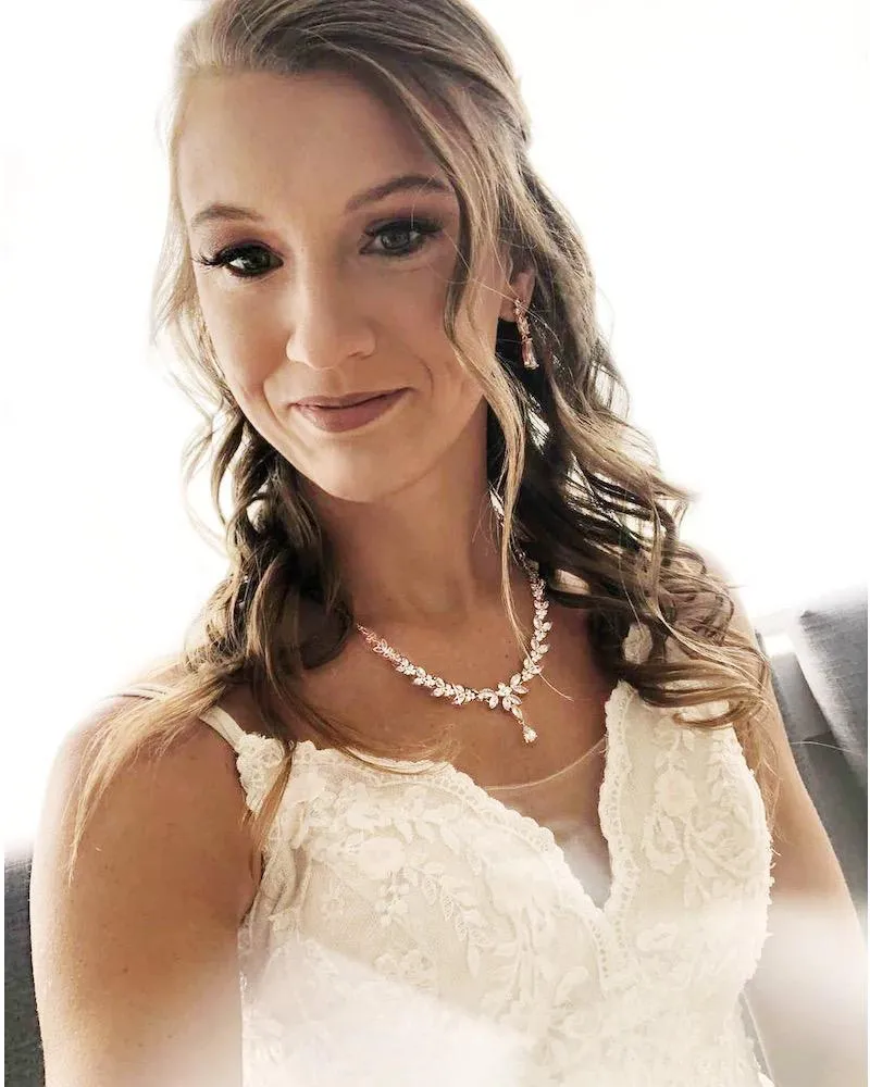 Leslie - Gold Pearl Bridal Earrings