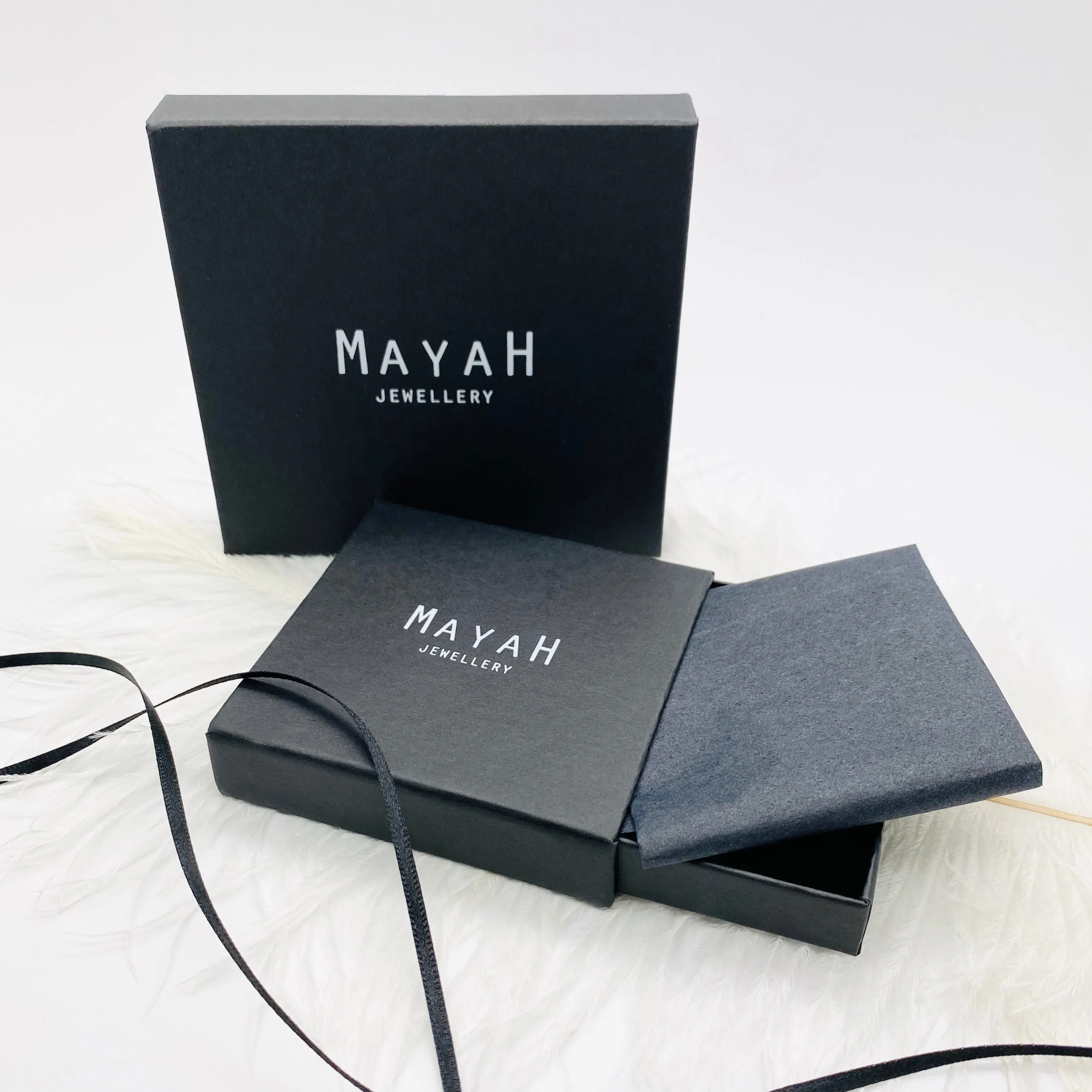 MayaH Jewellery Seven Gold Beads Necklace