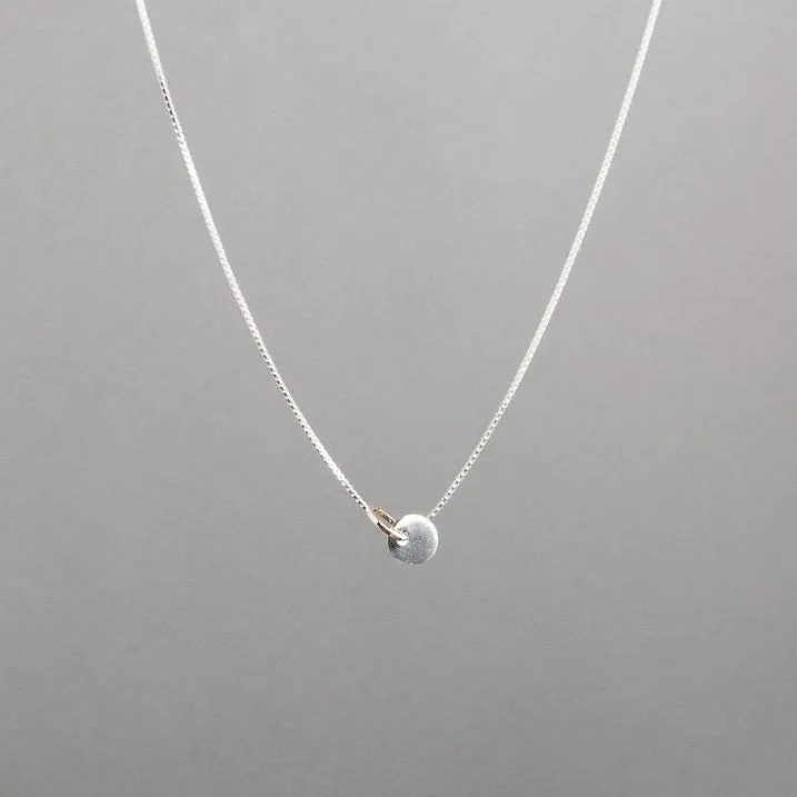 NEPTUNE CLASP NECKLACE