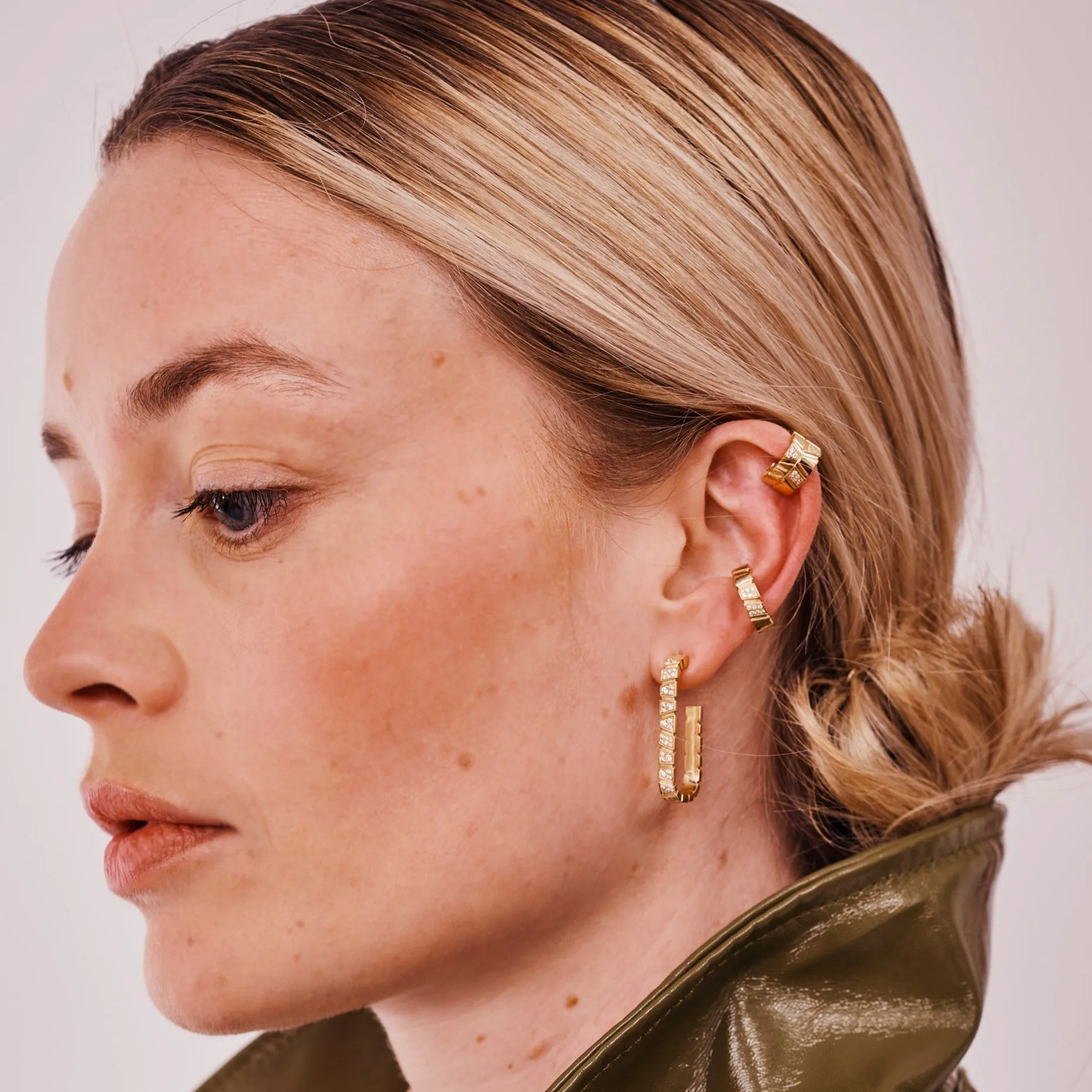 Ride love semi-pavé alternée clip ear cuff