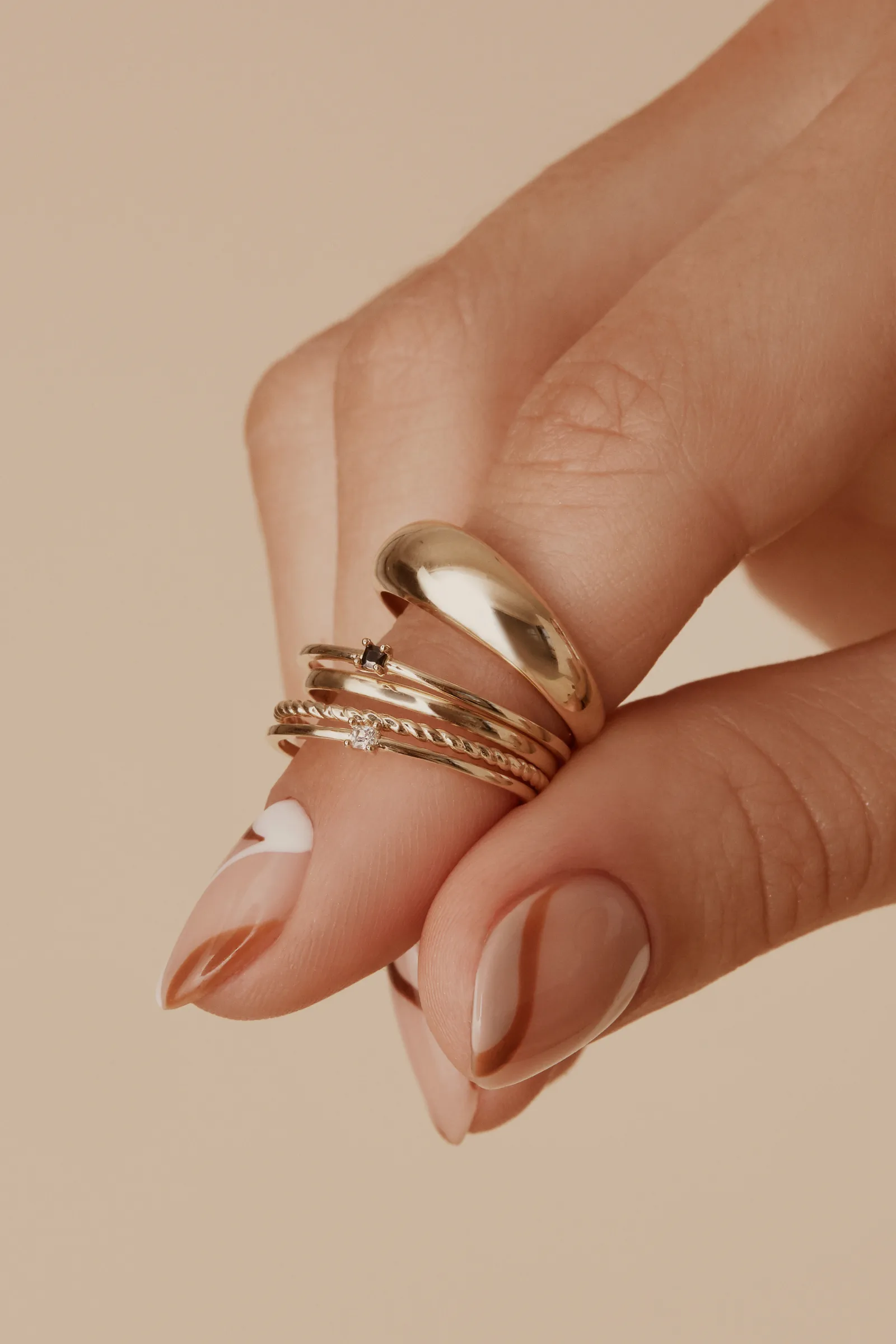 Sapphire Ring - 10 Karat Gold