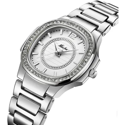 Stunning Women stylish diamond gold watches